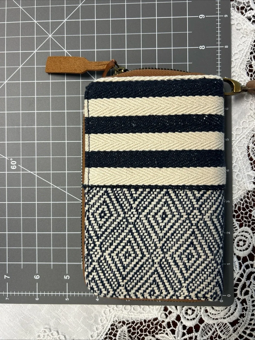 Aeropostale Navy Blue/White Tapestry Wallet/Wristlet